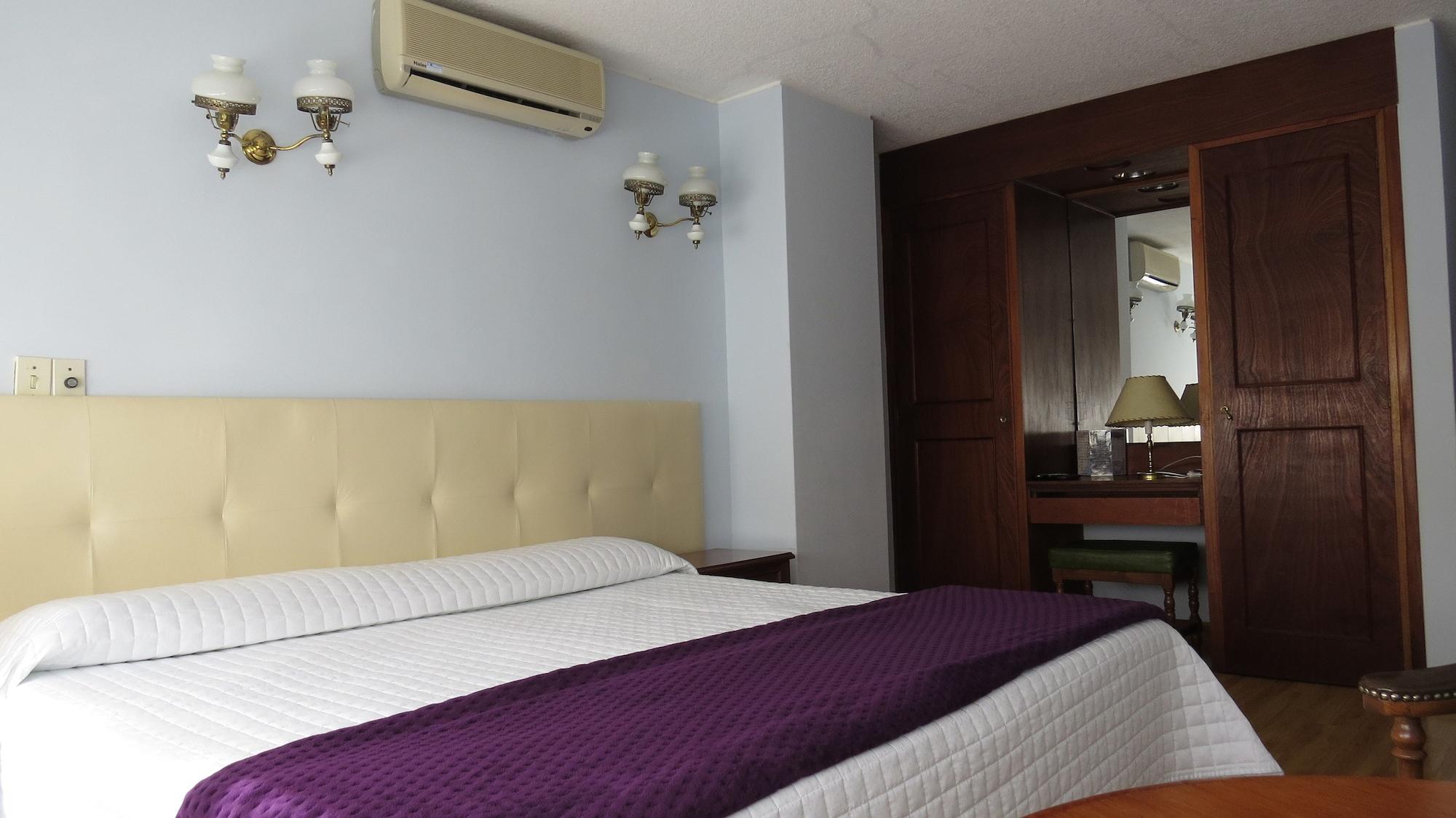 Hotel Alhambra ปุนตา เดล เอสเต ภายนอก รูปภาพ