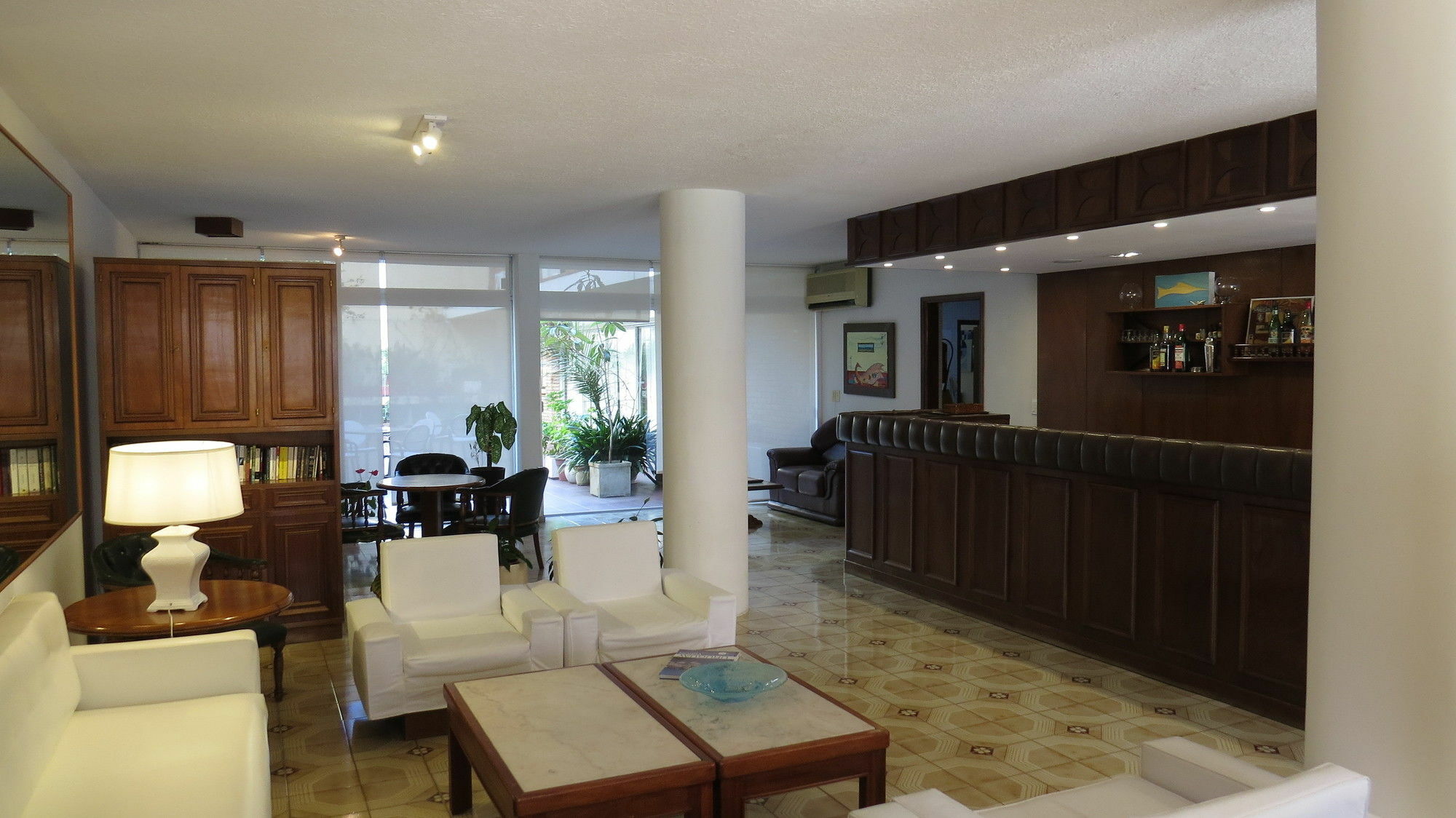 Hotel Alhambra ปุนตา เดล เอสเต ภายนอก รูปภาพ